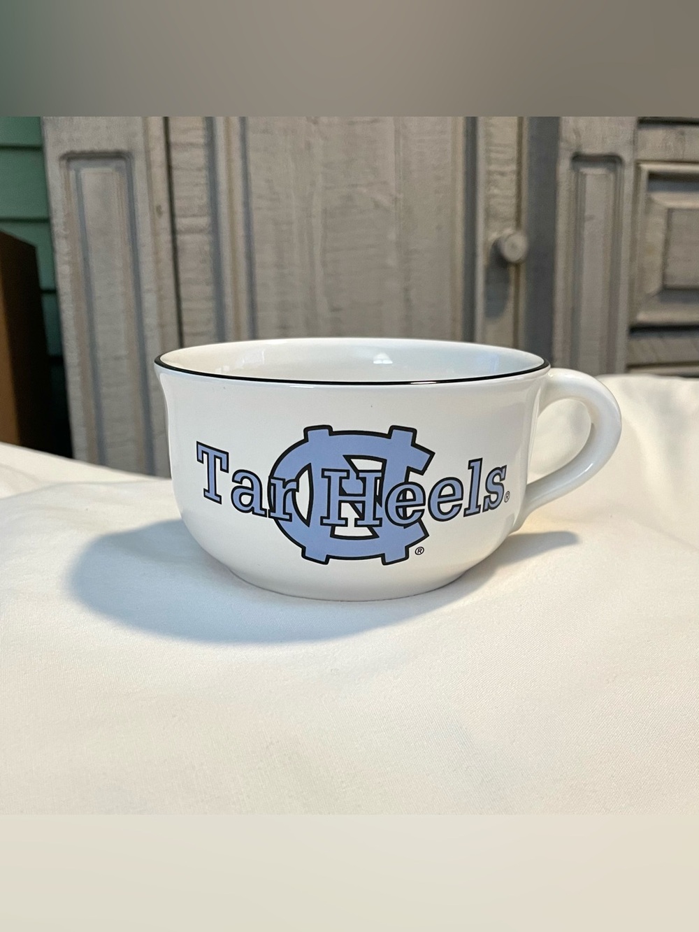 Pfaltzgraff~UNC Tar Heel Soup Bowl - North Carolina USA - Stoneware - Cappuccino